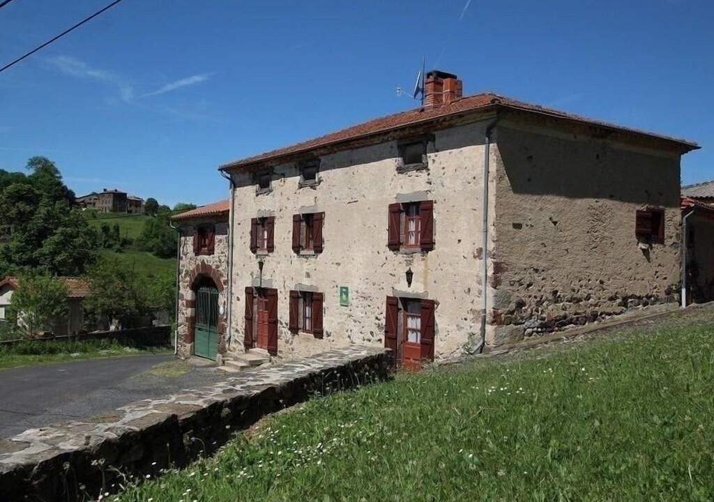 Photo of Buildings in Mazeyrat-Aurouze
