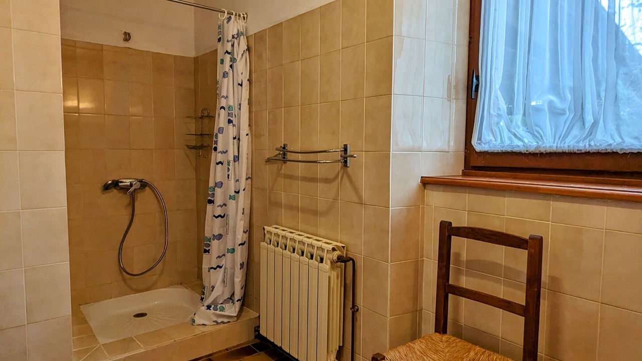 Photo of Bathroom in Saint-Didier-sur-Doulon