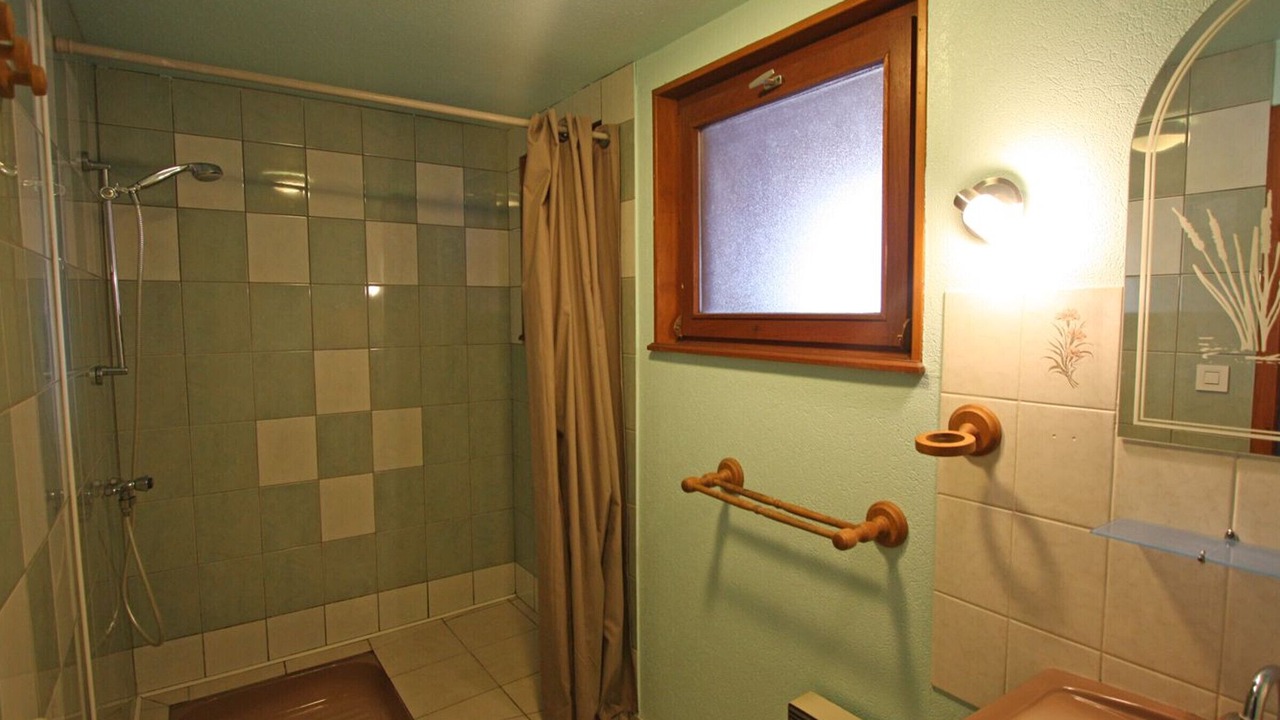 Photo of Bathroom in Le Val-d'Ajol