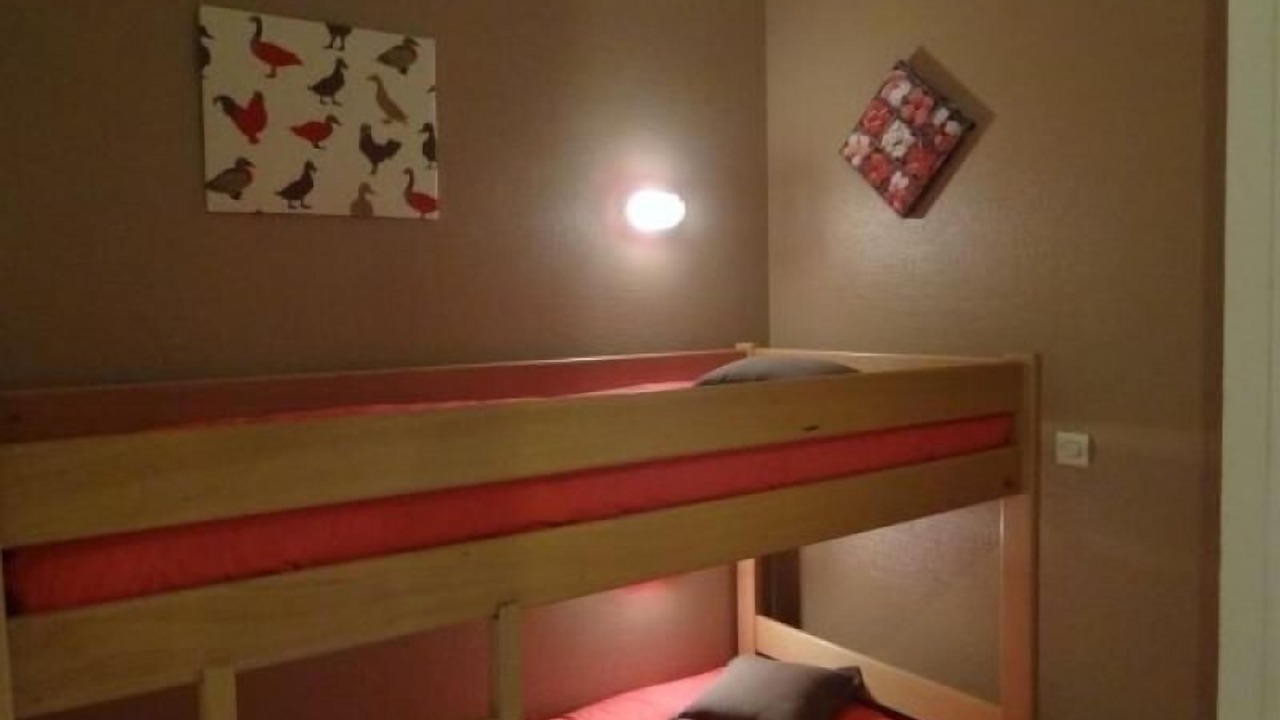 Photo of Bedroom in Senaide