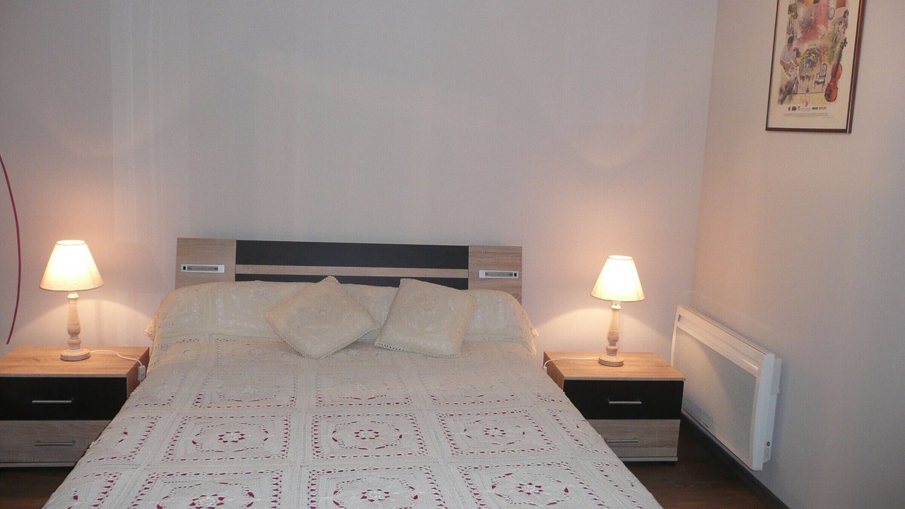 Photo of Bedroom in Velotte-et-Tatignecourt