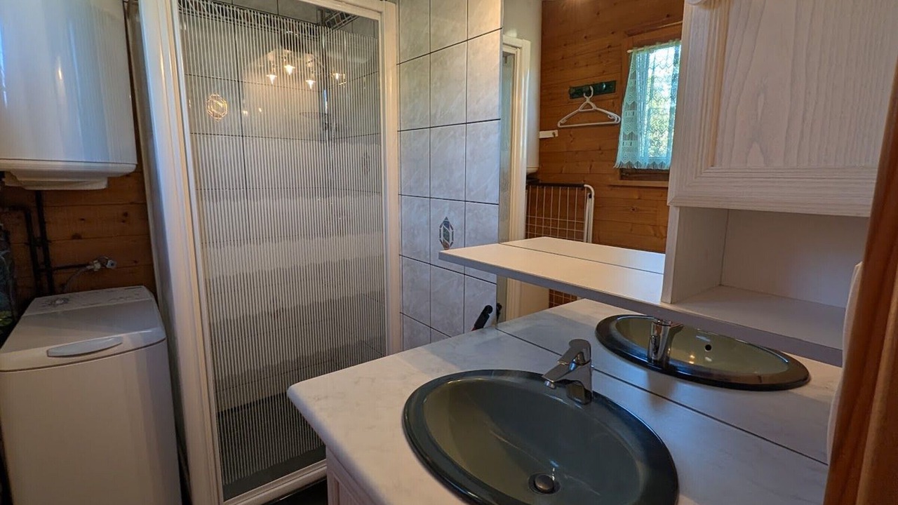 Photo of Bathroom in Le Val-d'Ajol