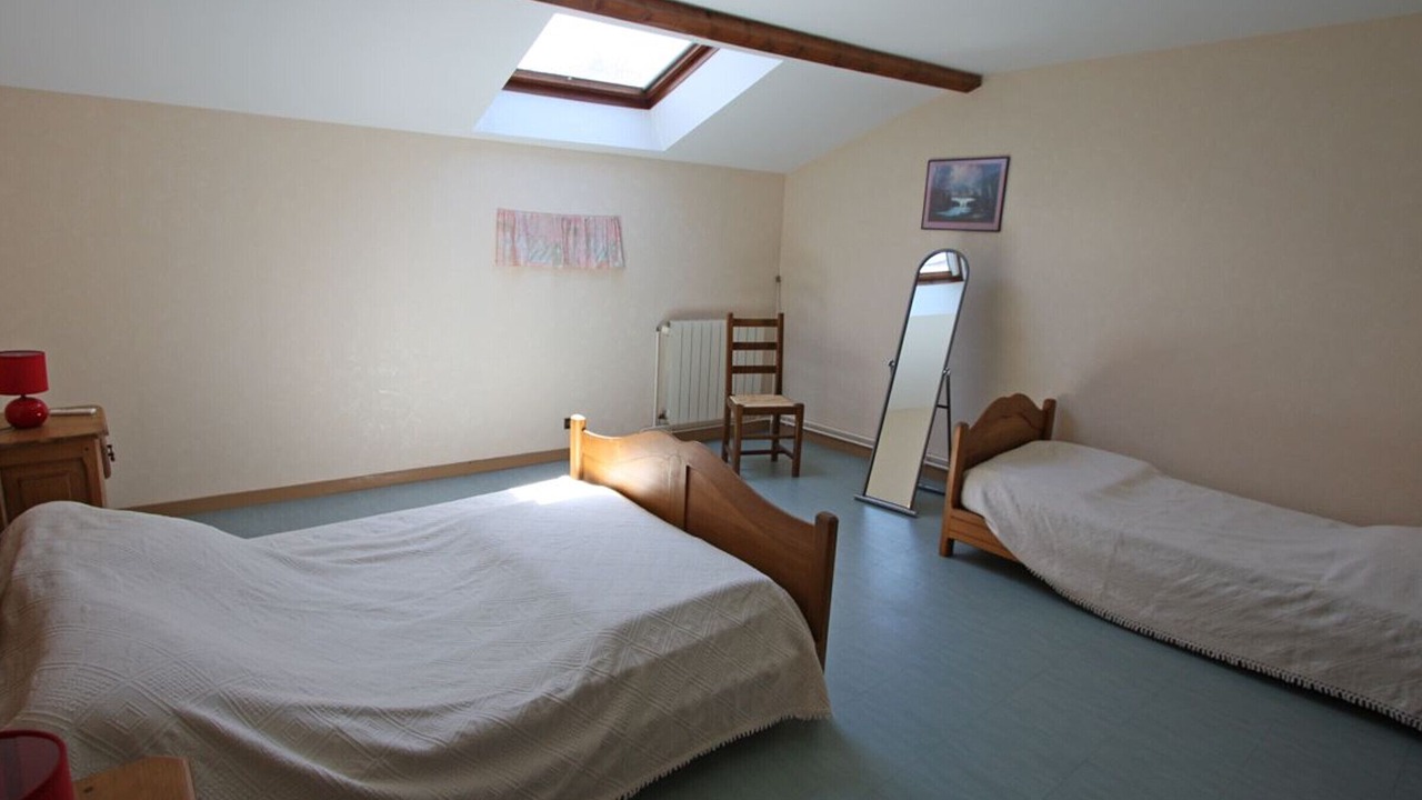 Photo of Bedroom in Isches