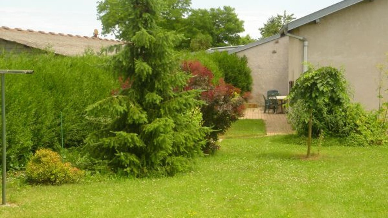 Photo of Outdoor in Lironcourt
