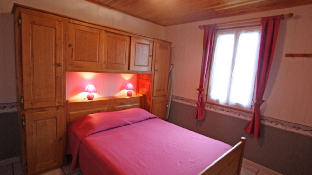 Photo of Bedroom in Fontenoy-le-Chateau