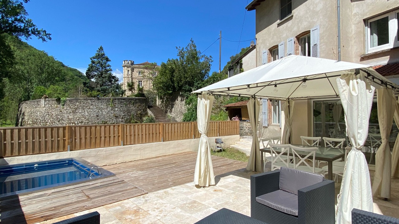 Photo of Outdoor in Saint-Uze