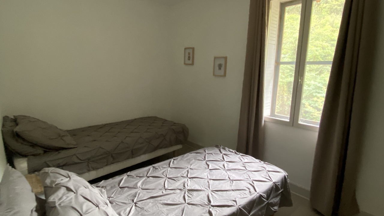 Photo of Bedroom in Saint-Uze
