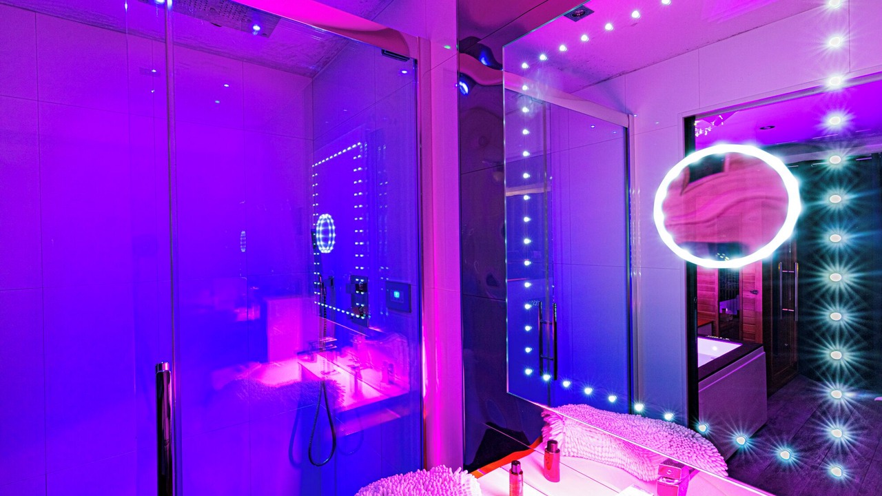 Photo of Bathroom in Faubourg-Raines