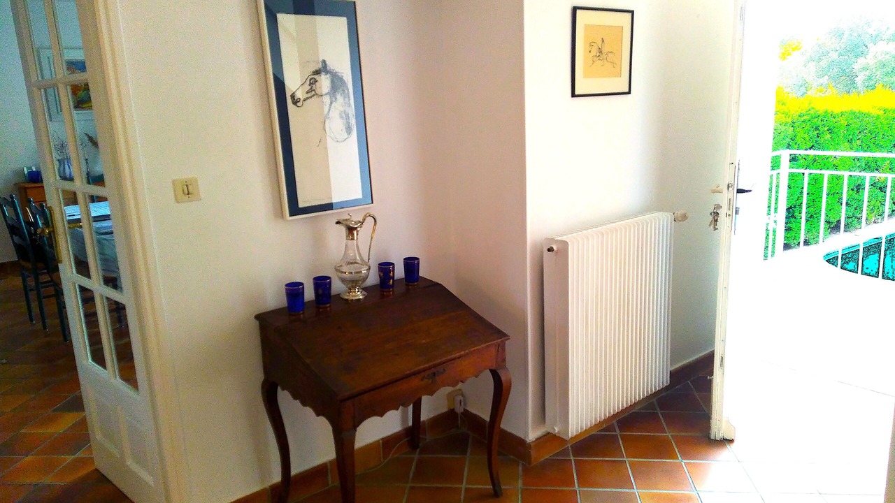 Photo of Bedroom in Saint-Restitut