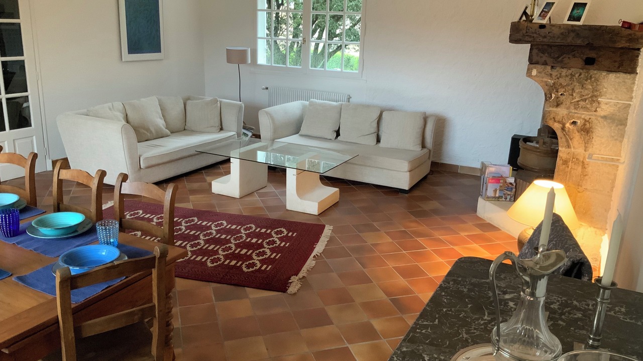 Photo of Livingroom in Saint-Restitut