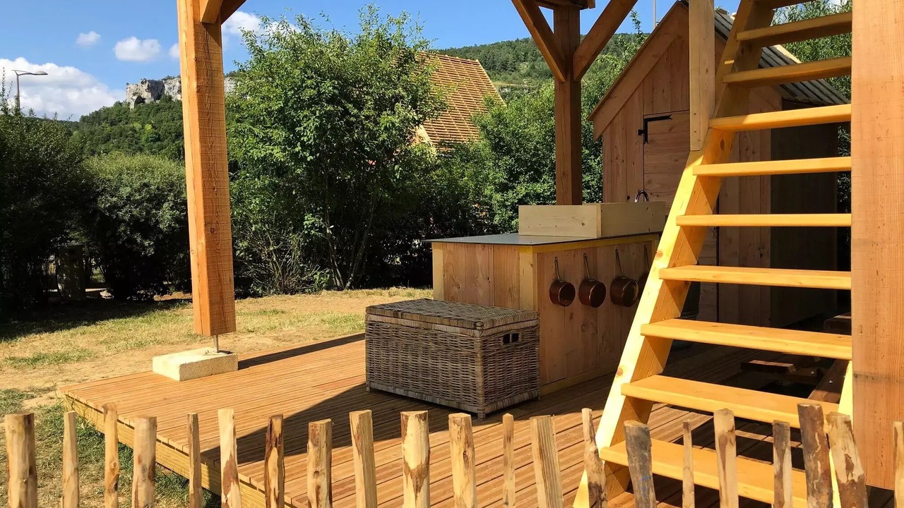 Photo of Patio Balcony in Ornans