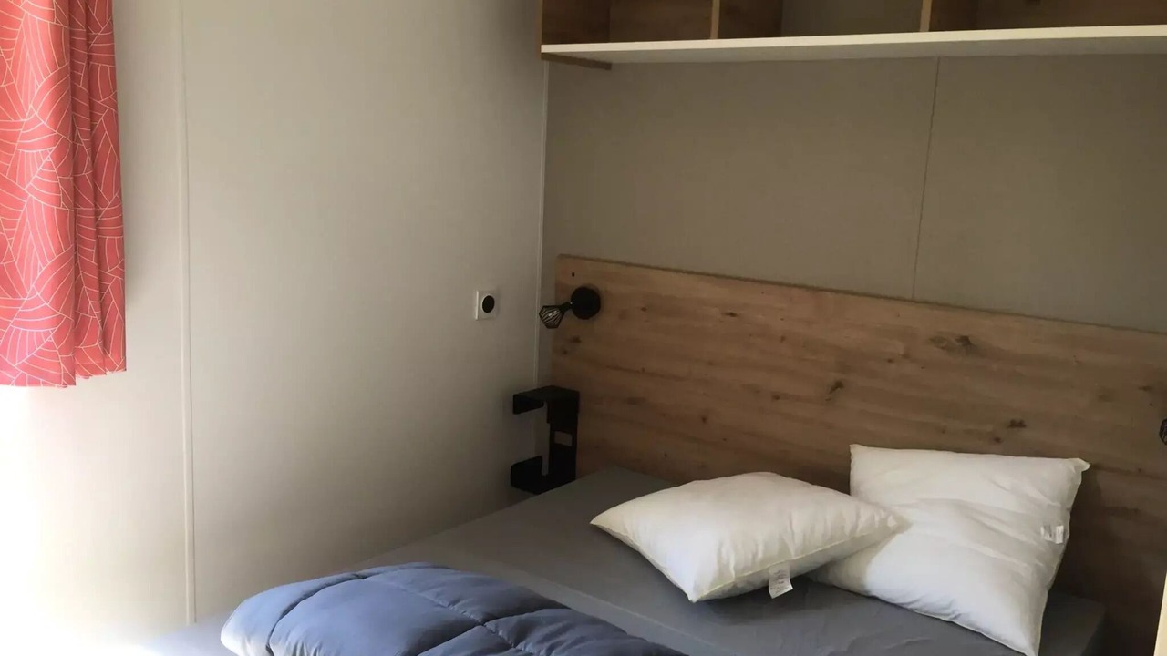 Photo of Bedroom in Pont-de-Poitte