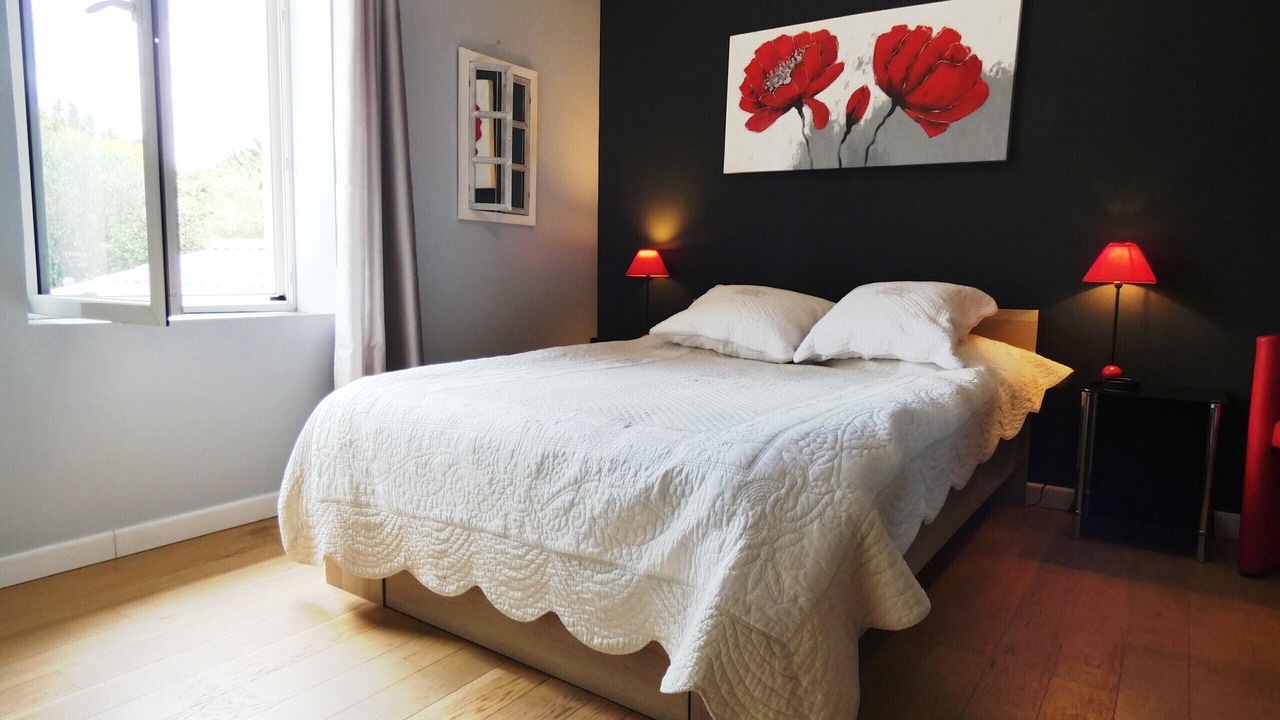 Photo of Bedroom in La Garde-Adhemar