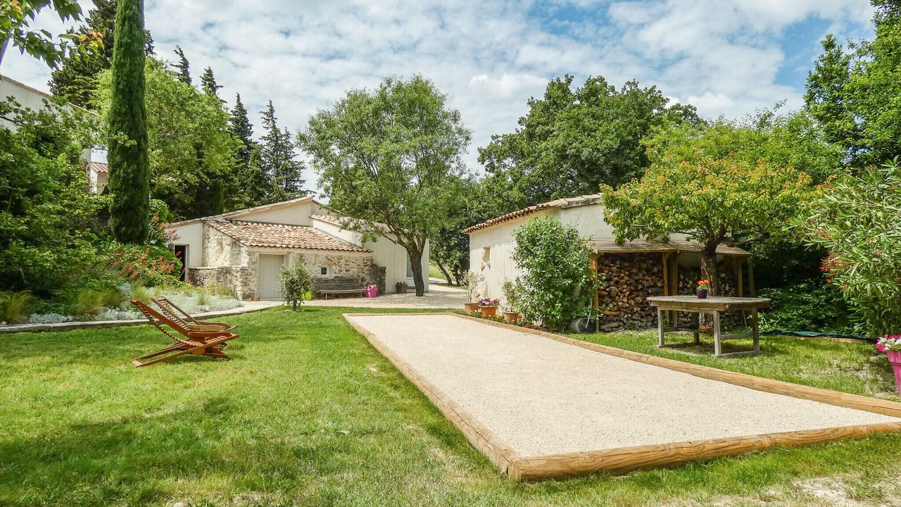 Photo of Outdoor in La Garde-Adhemar