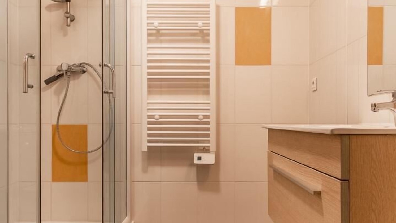 Photo of Bathroom in La Chapelle-Naude