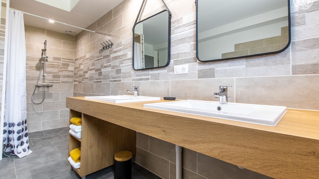 Photo of Bathroom in Saint Usuge