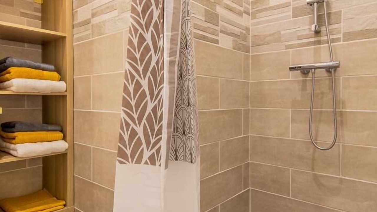 Photo of Bathroom in Saint Usuge