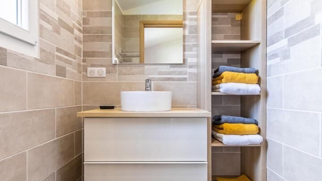 Photo of Bathroom in Saint Usuge