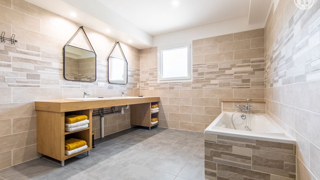 Photo of Bathroom in Saint Usuge
