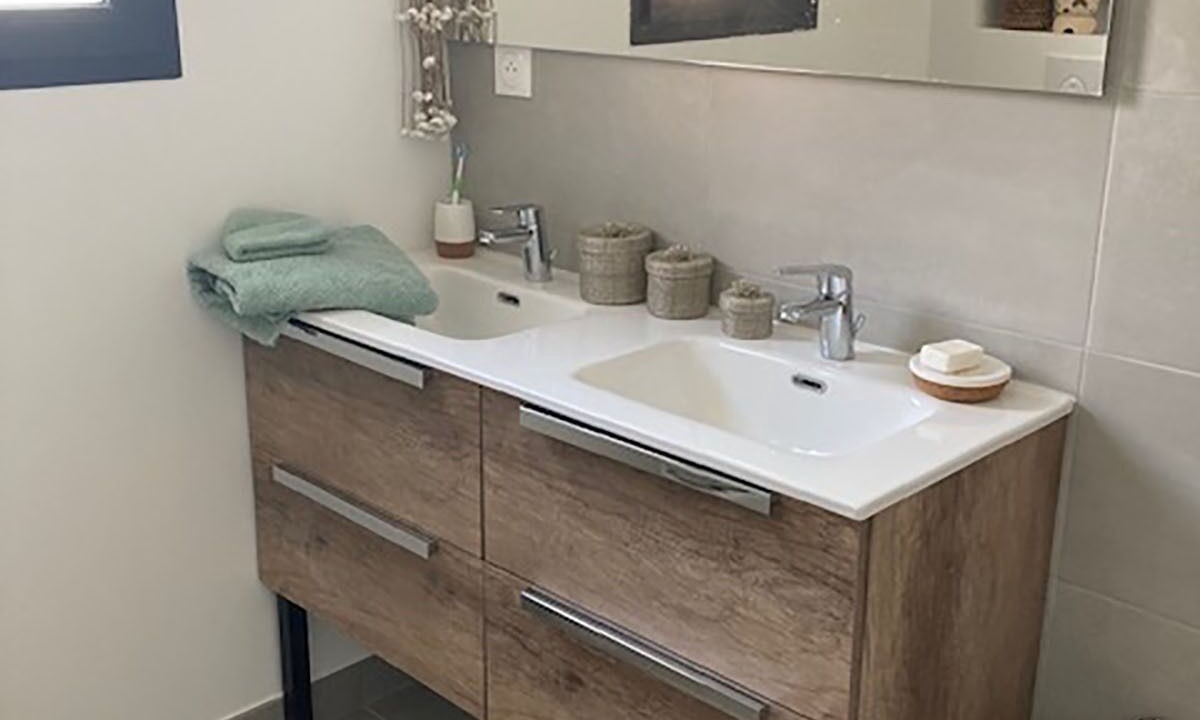 Photo of Bathroom in Cairanne