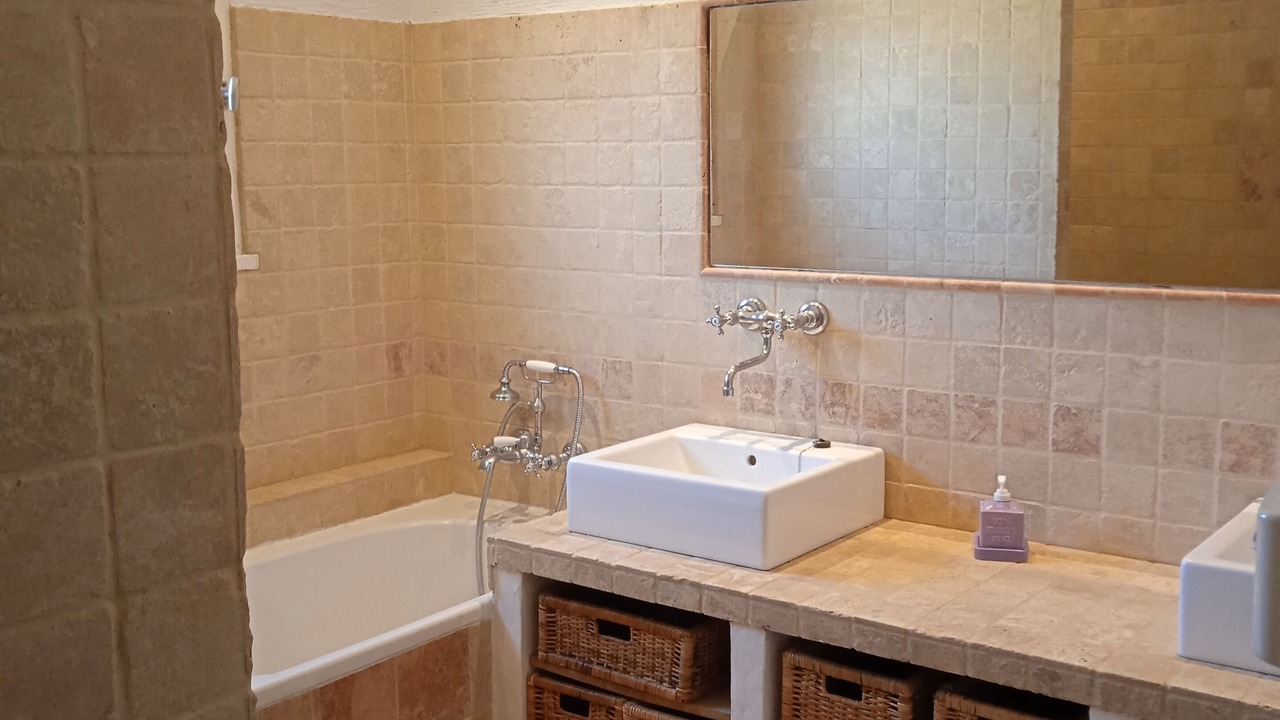 Photo of Bathroom in Roussas