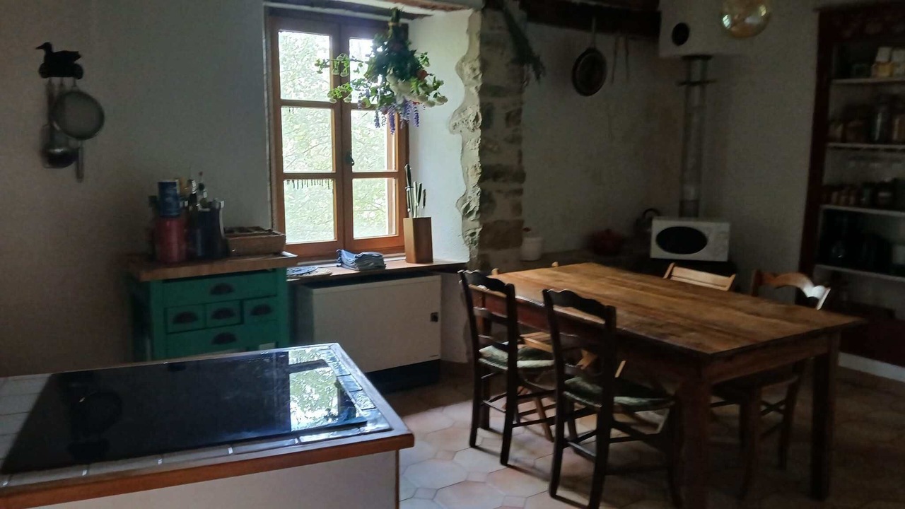 Photo of Kitchen in Saint-Andre-de-Rosans