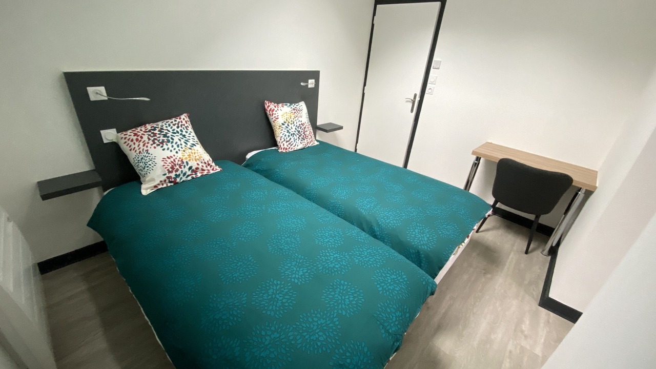 Photo of Bedroom in Contrexeville