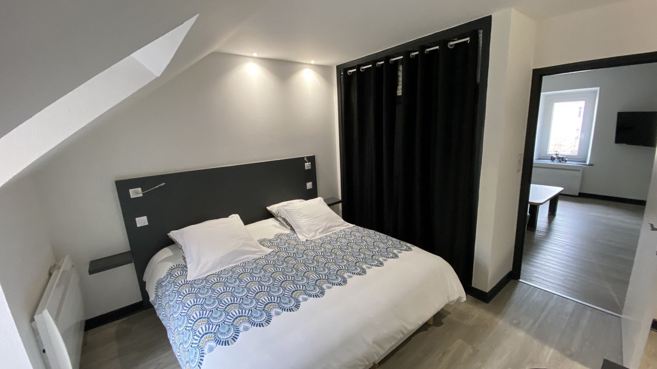 Photo of Bedroom in Contrexeville