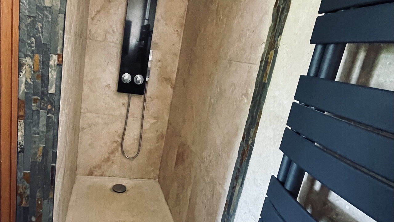 Photo of Bathroom in Malemort-du-Comtat
