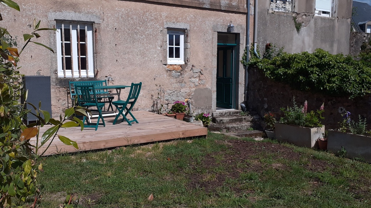 Photo of Outdoor in Chateau-Chinon