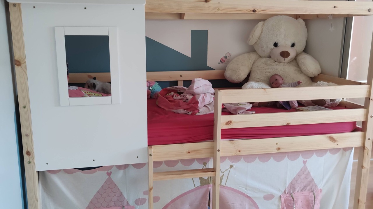 Photo of Bedroom in Brenthonne