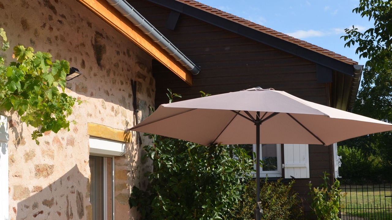 Photo of Patio Balcony in Saint-Martin-du-Puy