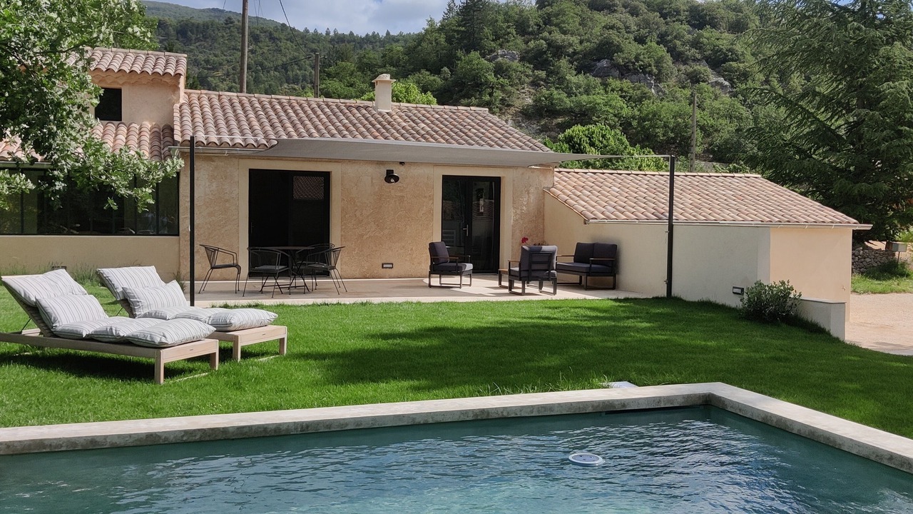 Photo of Outdoor in Aurel