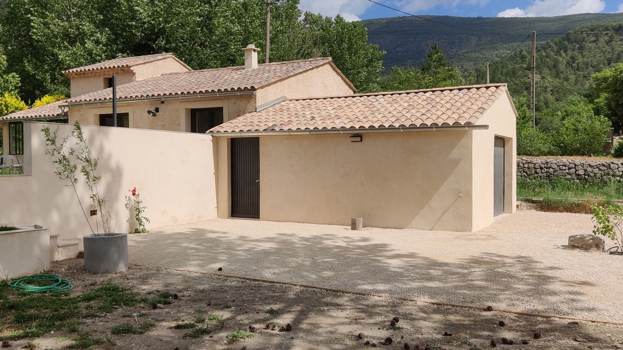 Photo of Outdoor in Aurel