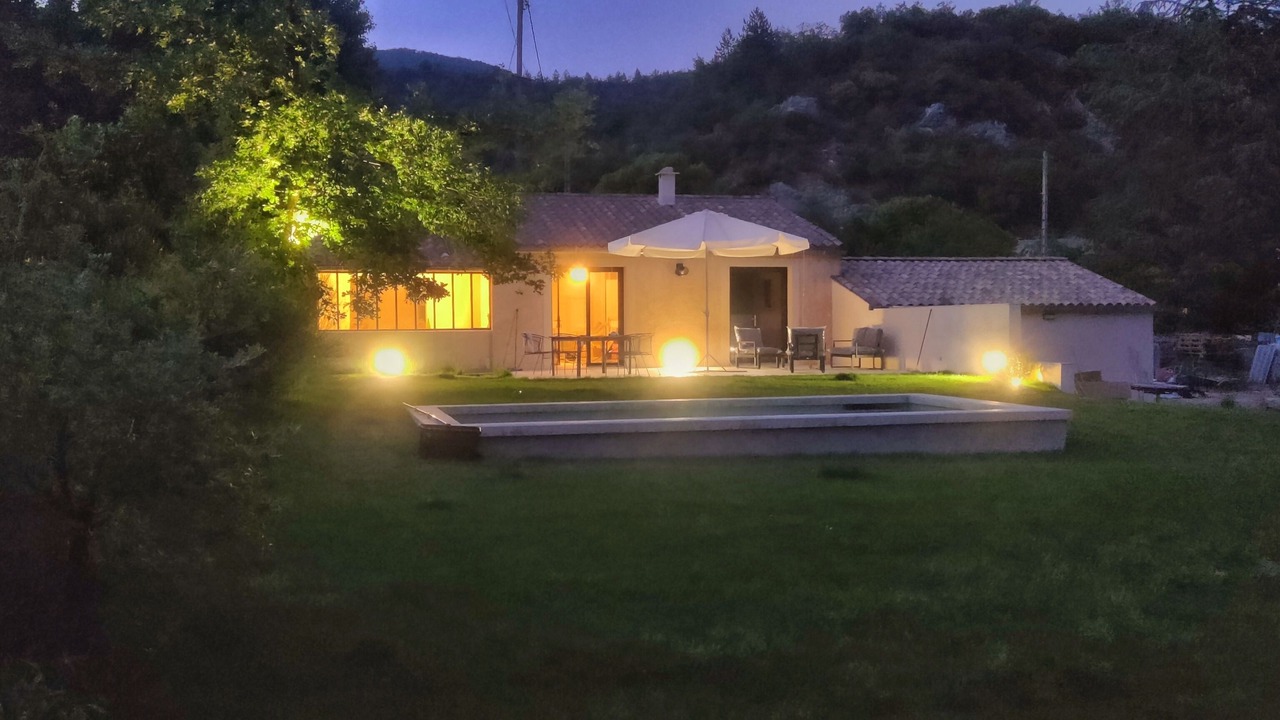 Photo of Outdoor in Aurel