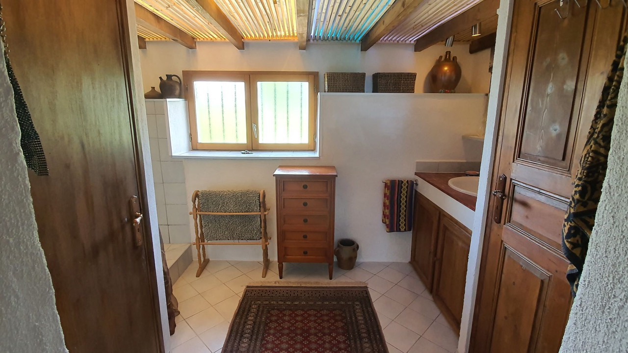Photo of Bathroom in Piegros-la-Clastre