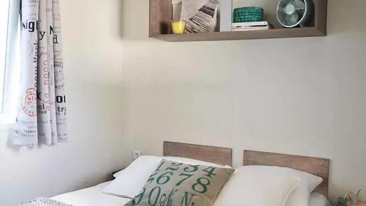 Photo of Bedroom in Chatillon