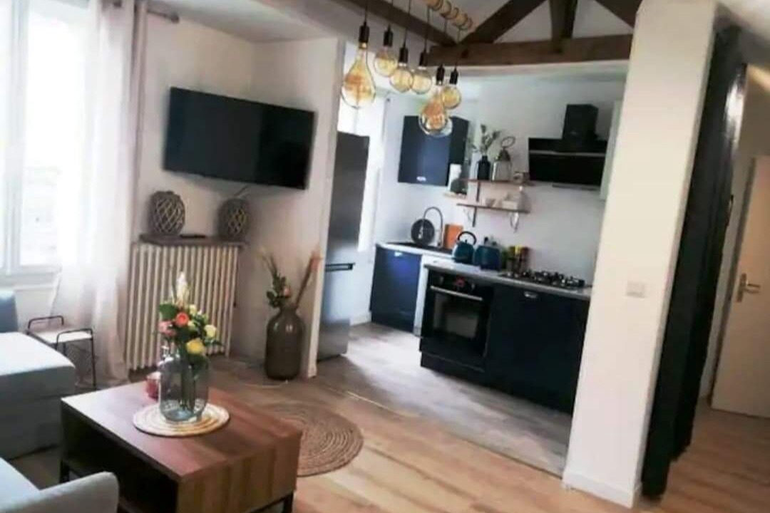 Photo of Livingroom in Longjumeau
