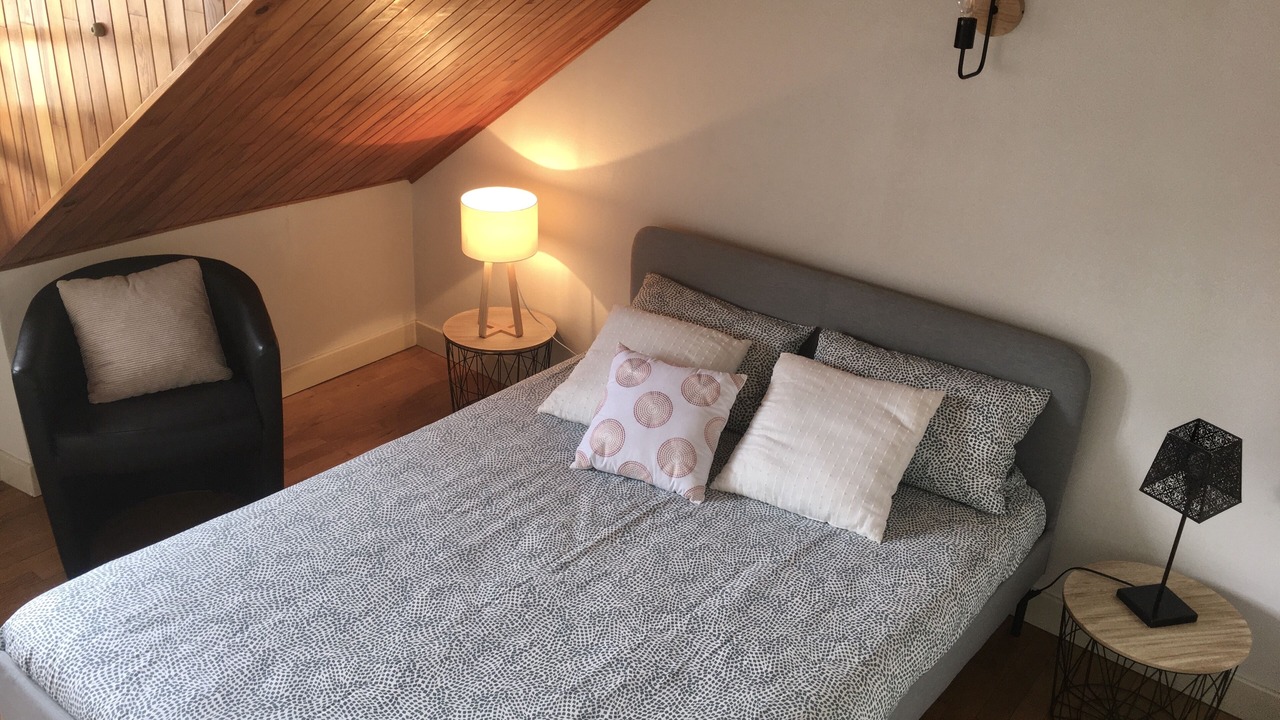 Photo of Bedroom in Orgelet