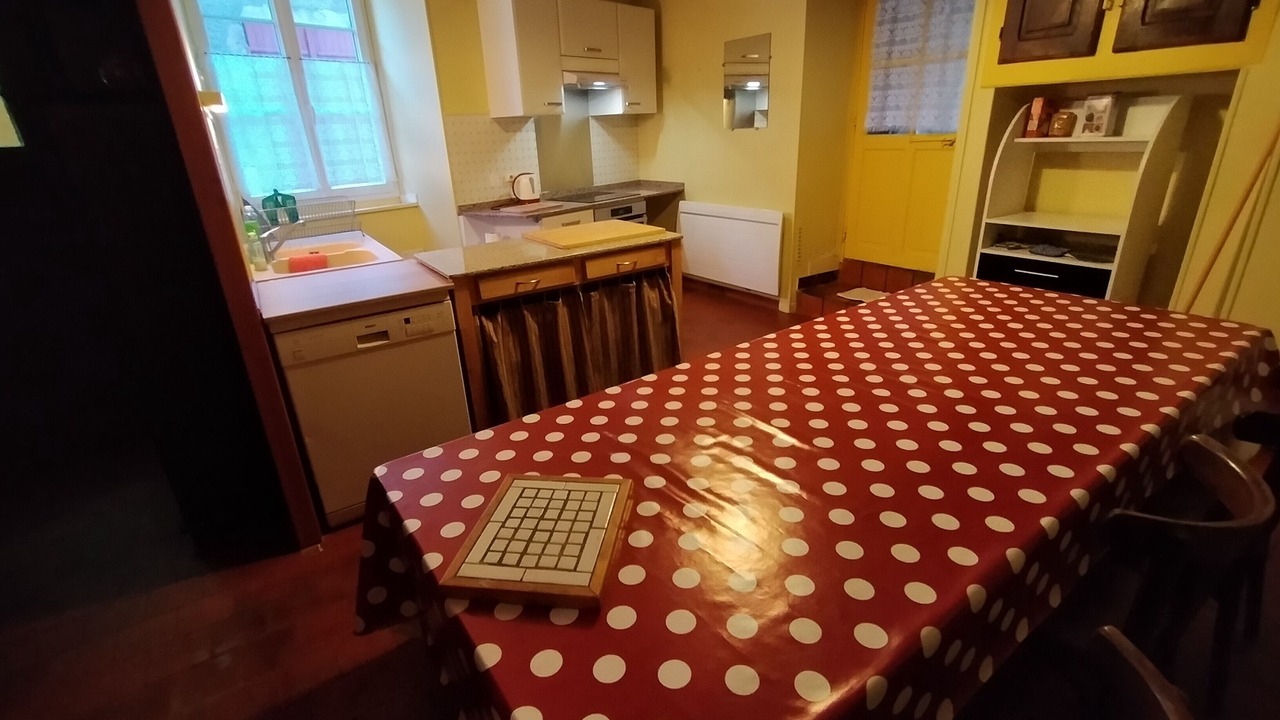 Photo of Kitchen in Toulon-sur-Arroux