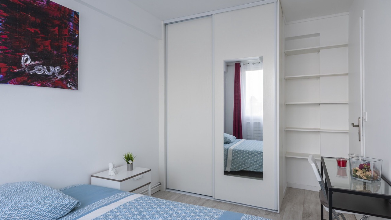 Photo of Bedroom in Savigny-sur-Orge