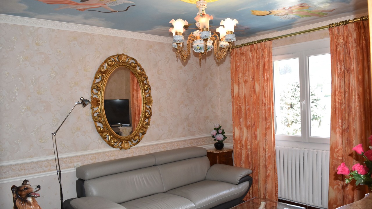 Photo of Livingroom in Pierre-Chatel