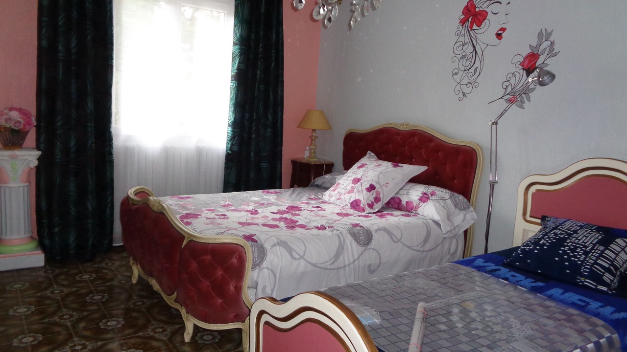 Photo of Bedroom in Pierre-Chatel