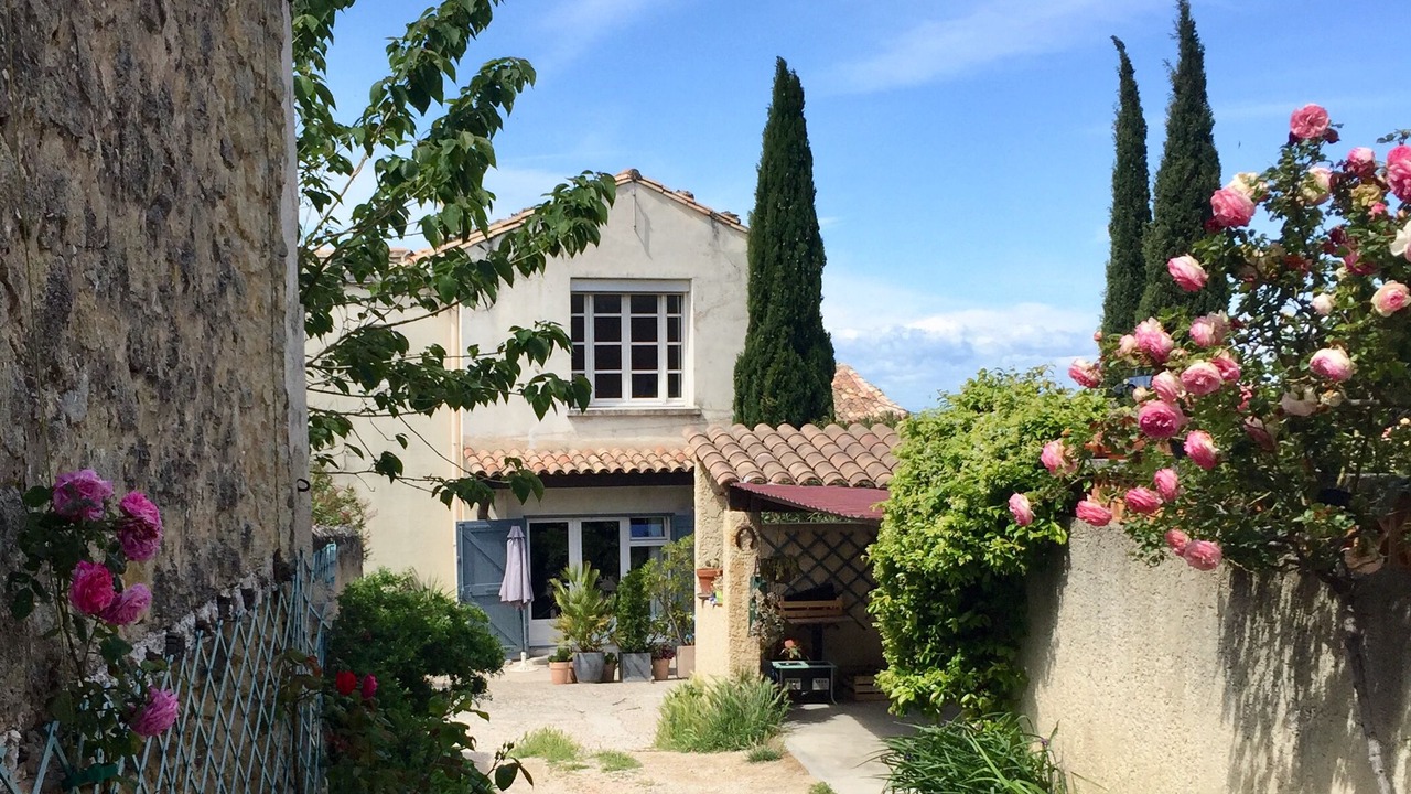 Photo of Outdoor in Caromb