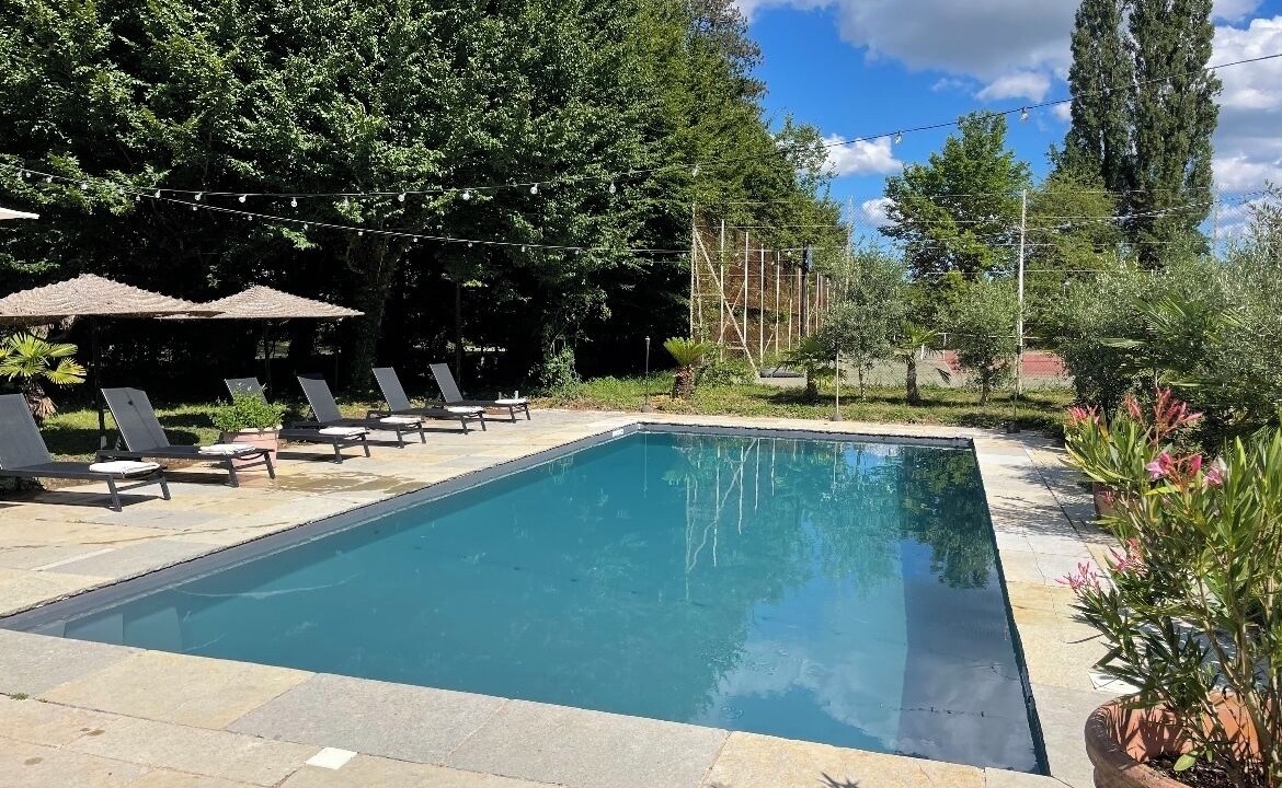 Photo of Outdoor in Mervans