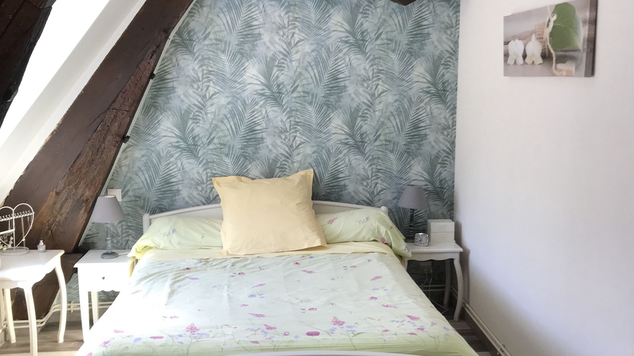 Photo of Bedroom in Toulon-sur-Arroux