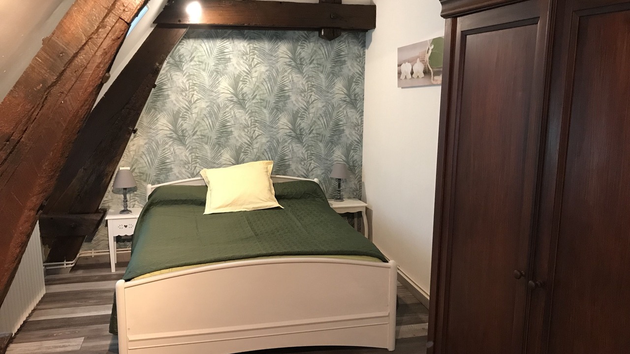Photo of Bedroom in Toulon-sur-Arroux