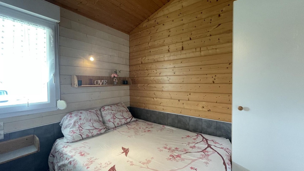 Photo of Bedroom in Pierrefitte-sur-Loire