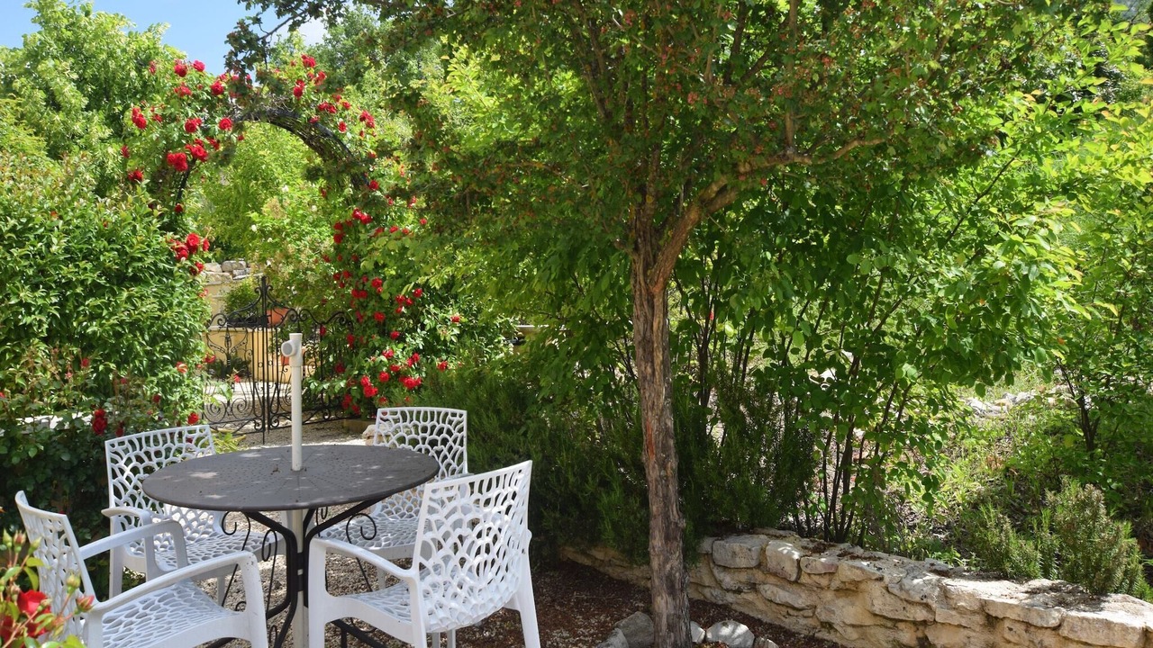 Photo of Patio Balcony in Montbrun-les-Bains