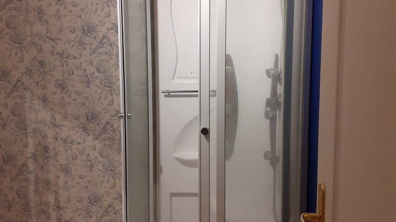 Photo of Bathroom in Escles